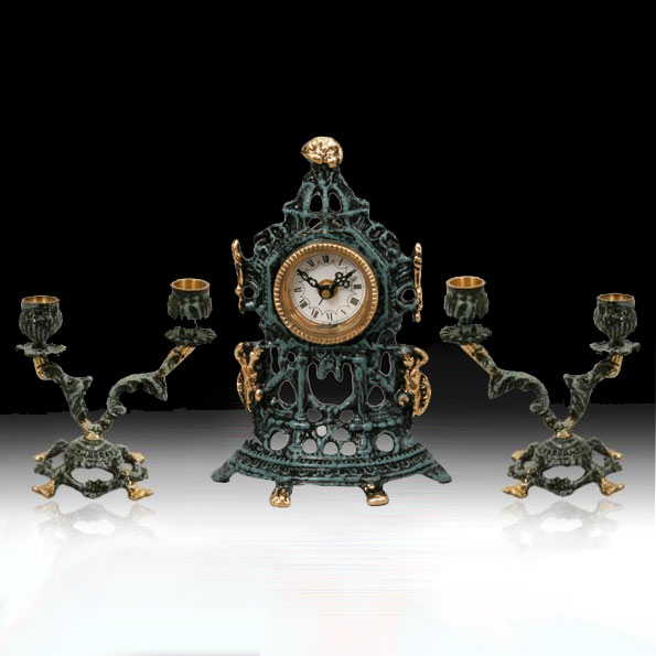 Часы настольные часовня малые с канделябрами на 2 свечи, набор из 3 предм.