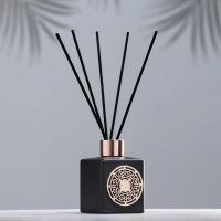   "Sandal Wood And Lime ",    , 150 