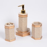   4  Royal Classics