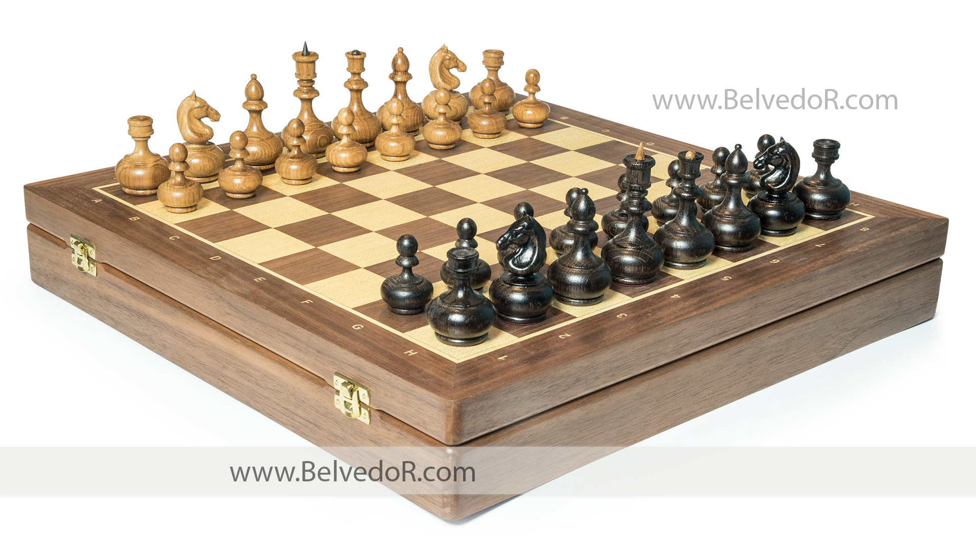 

Шахматы WoodGame Орех, 44х44см