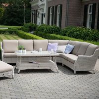   4 Seasons Outdoor Brighton,  