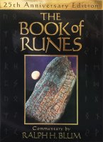  : Book Of Runes Set
