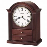   Howard Miller 635-112