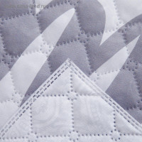 ��������� 1.5-�������� ������. ������� ������, 145 210�5 ��, ����������