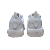    Anta Basketball,  9 Us
