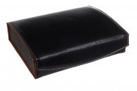  Howard Miller   10 , 