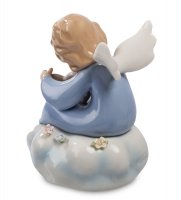 Cms-11/18 .   (pavone)