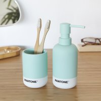     Pantone 