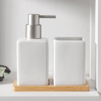      Savanna Square, 3  (  , , ),  