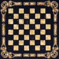 Шахматы "арабески-марин" мореный дуб, янтарь, 42х42см