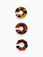     3 ., 