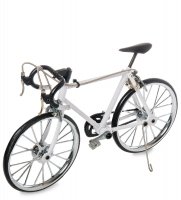 Vl-19/4 - 1:10   Roadbike 