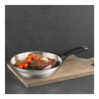  26  Silver Star Kuhn Rikon