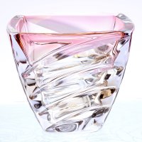  18  Facet Bohemia Gold