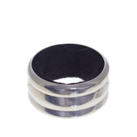      , L20,5 W11,5 H35,5 