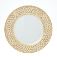   32  Valencia Creme Gold