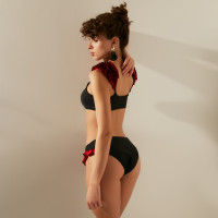    Minaku "Carmen",  46,  -