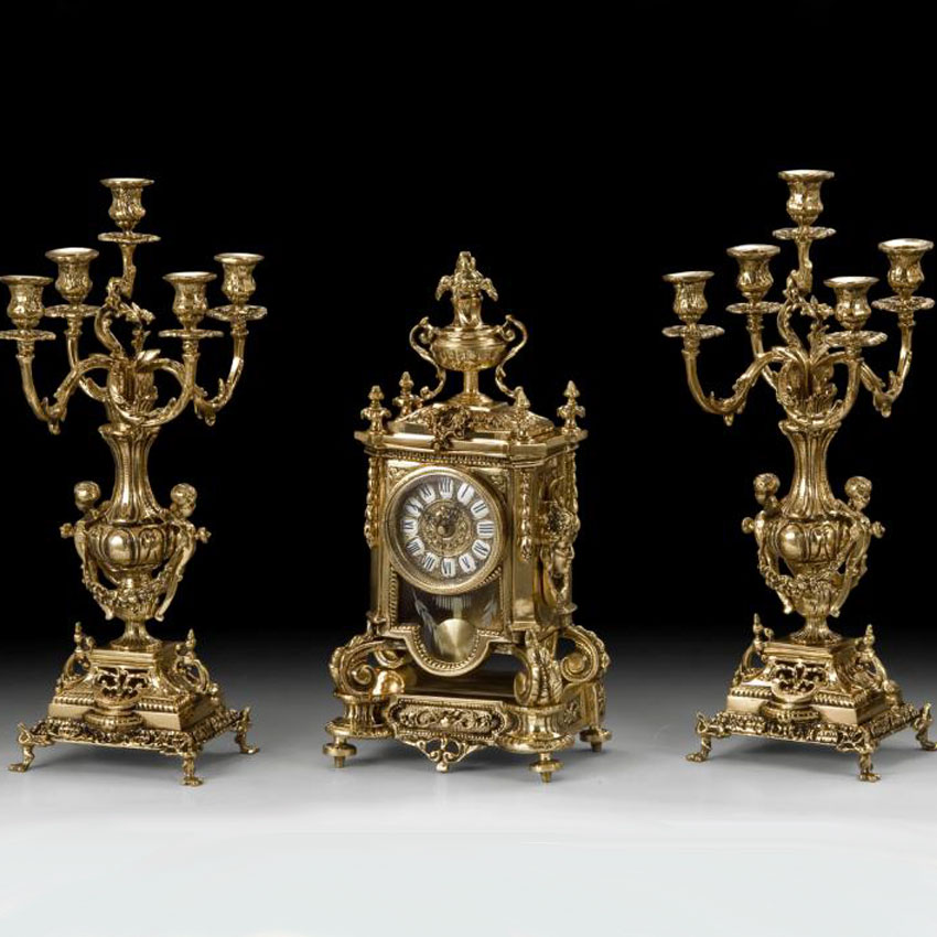 Часы каминные с маятником франция с канделябрами на 5 свечей, 3 предм.