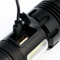    70, 20 , 2000 , Usb  , Zoom,  