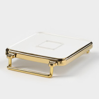    Gold, 18,8x23x4,6 