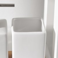      Savanna Square, 3  (  , , ),  