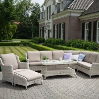   4 Seasons Outdoor Brighton,  