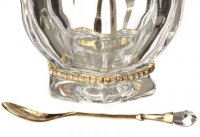 ����� ��� ���� � ������ 300 ��.