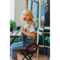     Kiss,  ,  , , 18 6 11 