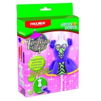 "Fashion Style,  ,  " -    