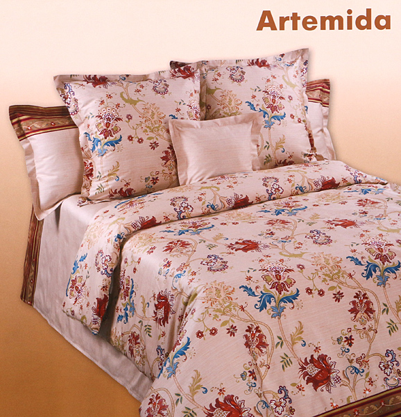 

КПБ СЕМЕЙНЫЙ artemida ПОД 150*215-2 ШТ, ПР 240*260 НАВ 70*70-2 ШТ