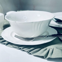   Lenardi Resto, 18 , 6 