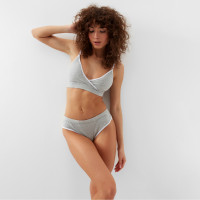   (, ) Collorista, ,  42-44