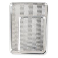     Nordic Ware, 2