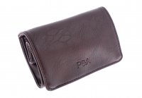  P&a    , , 