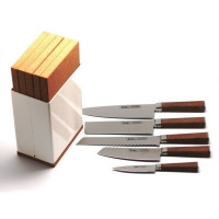   5    Ivo Cork