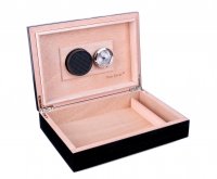 �������� Tom River �� 25 �����, ������ ������