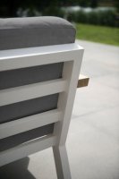  4 Seasons Outdoor Byron  ,  