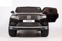  Volkswagen Touareg,   