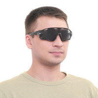   " ", Uv 400,  15 ,  13.5 ,  8  5.1 