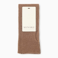   Minaku,  , 18 