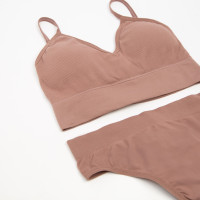   (, ) Collorista, ,  42-44