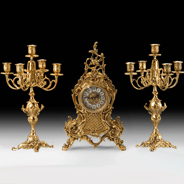 Часы каминные людовик Xv с канделябрами на 5 свечей, набор из 3 предм.
