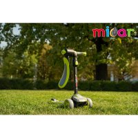 - 3  1 Scooter Micar Moby   -