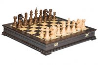 Эксклюзивные авторские резные шахматы венера, орех, клен 50см