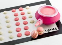   () Lekue + 6 , 