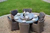   4 Seasons Outdoor Brighton,  