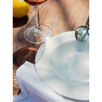   Home Queen  , D=21.7 