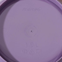   , 1,9 ,  