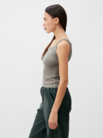   Mist: Base,  M, 