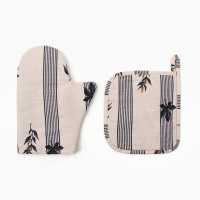  -,    "Leaves"  100% /,  220 /2